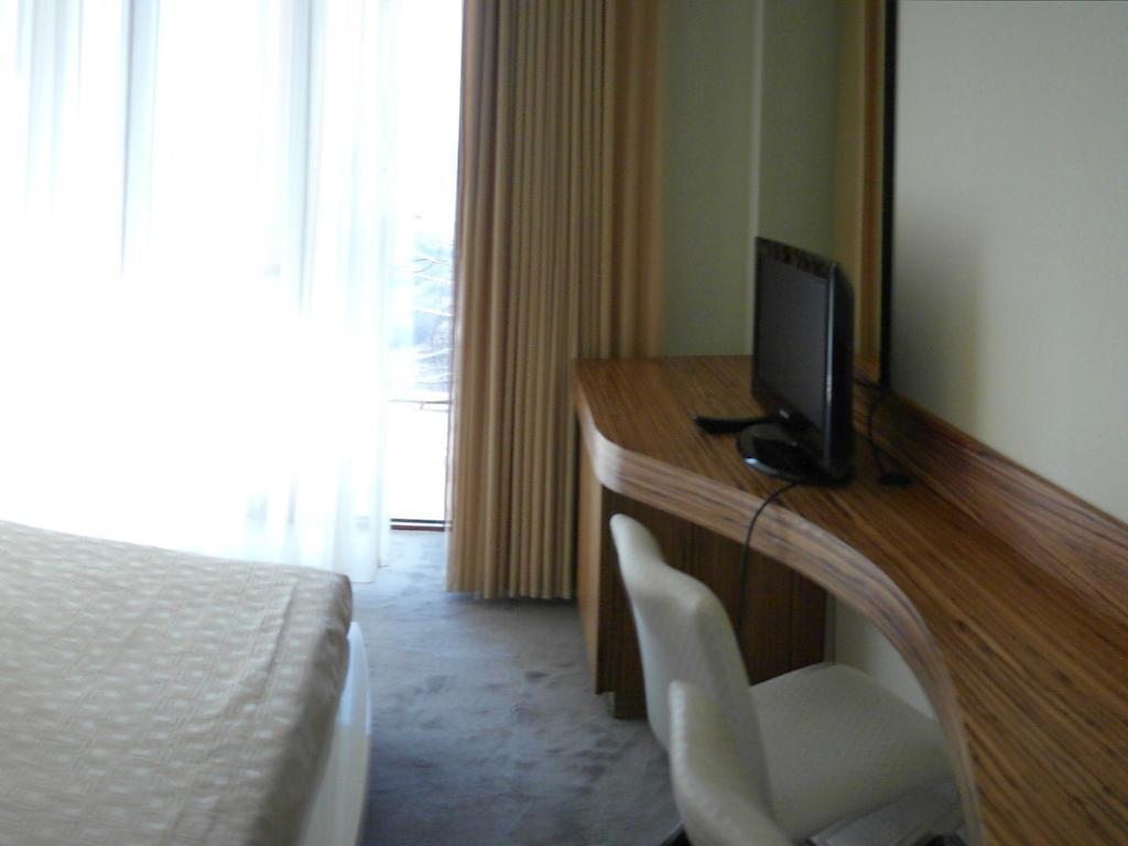 Akhtamar Hotel Cjsc Arzakan Exteriér fotografie