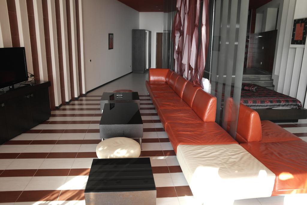 Akhtamar Hotel Cjsc Arzakan Pokoj fotografie