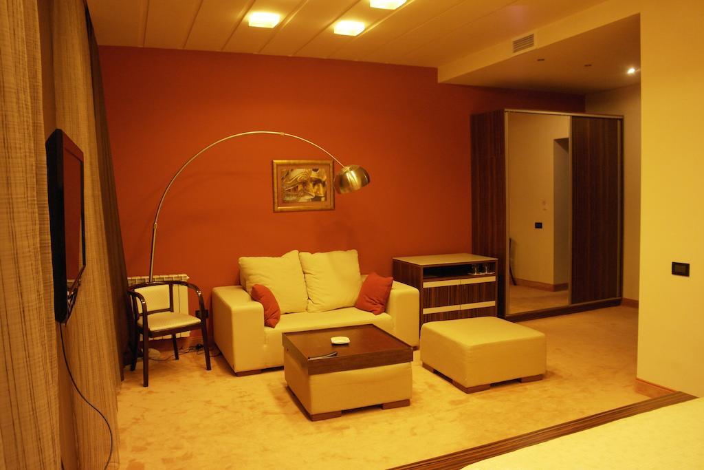 Akhtamar Hotel Cjsc Arzakan Pokoj fotografie