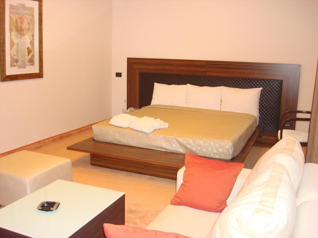 Akhtamar Hotel Cjsc Arzakan Pokoj fotografie